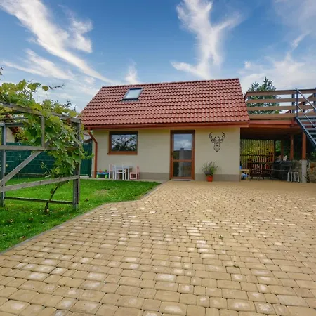 Vila Bieszczadzki Jelen Ustrzyki Dolne Exteriér fotografie