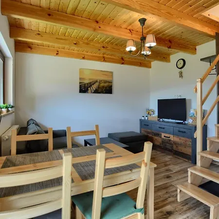 Vila Bieszczadzki Jelen Ustrzyki Dolne Exteriér fotografie