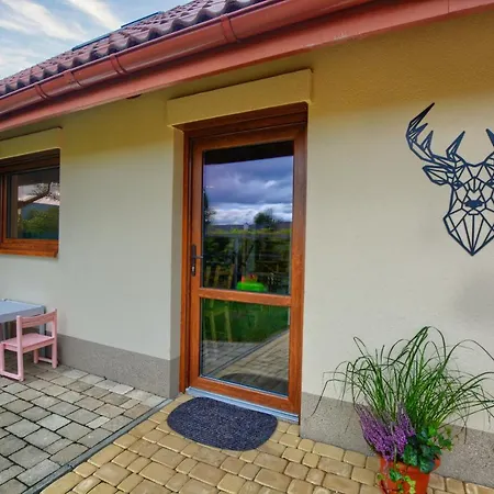 Vila Bieszczadzki Jelen Ustrzyki Dolne Exteriér fotografie